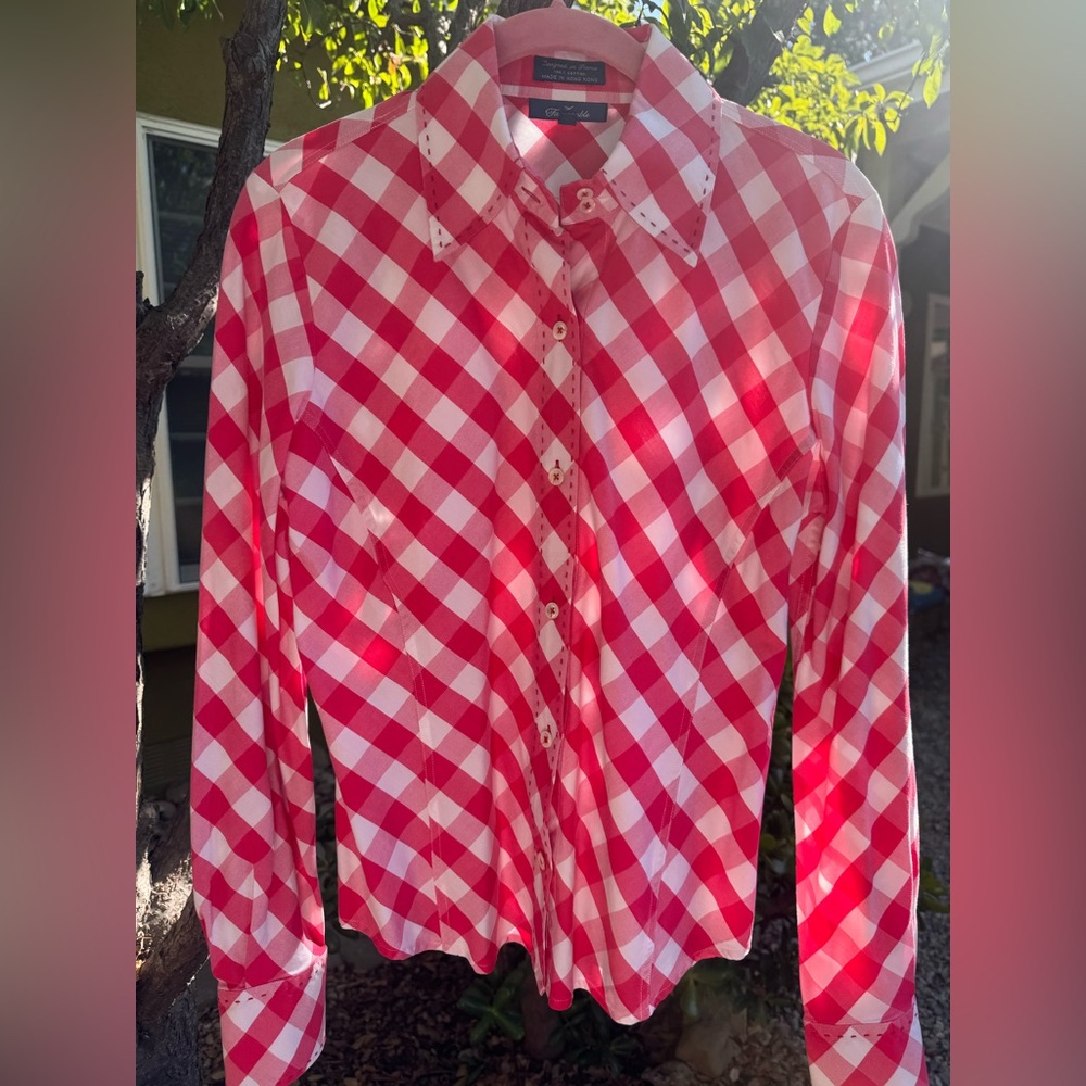 FACCONABLE Red and White Plaid Shirt Size Small